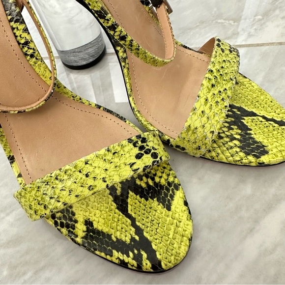 New Schutz Valencia neon green/yellow snake print block heel sandals - Picture 8 of 8